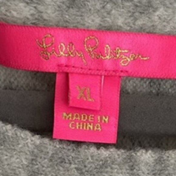Lilly Pulitzer ~ Arna Pullover Sweater ~ Seaside Grey ~ XL ~ Logo Buttons - Picture 6 of 6